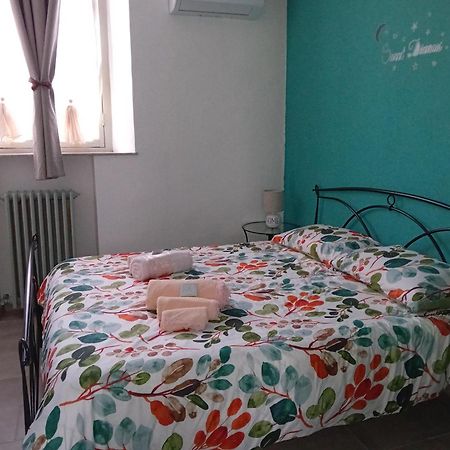 Petite Maison Άστι Εξωτερικό φωτογραφία